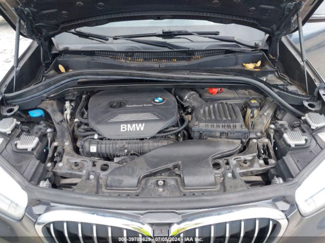 Photo 9 VIN: WBXHU7C37J5L08523 - BMW X1 