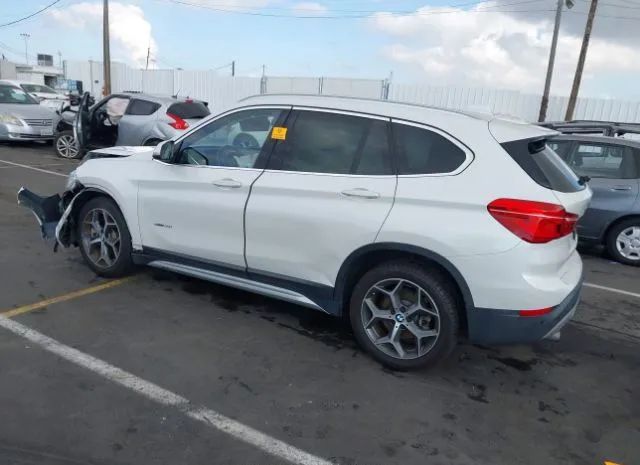 Photo 2 VIN: WBXHU7C38H5H35464 - BMW X1 