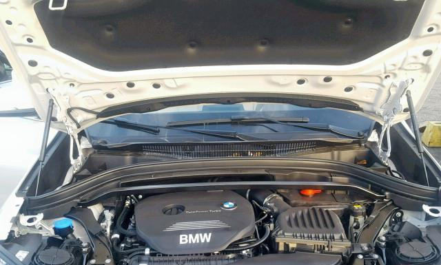 Photo 6 VIN: WBXHU7C38J3H43243 - BMW X1 