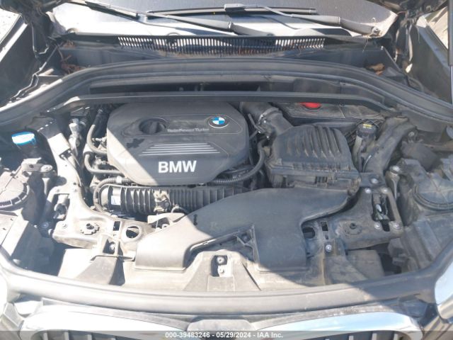 Photo 9 VIN: WBXHU7C38J5H40380 - BMW X1 