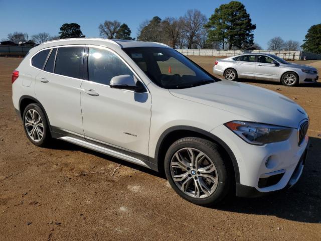 Photo 3 VIN: WBXHU7C39H5H32895 - BMW X1 