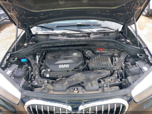 Photo 9 VIN: WBXHU7C39H5H35795 - BMW X1 