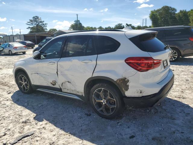 Photo 1 VIN: WBXHU7C39H5H37918 - BMW X1 