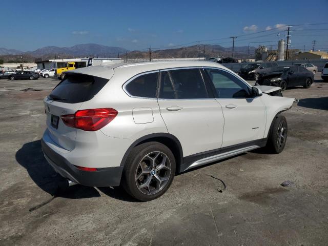 Photo 2 VIN: WBXHU7C39HP924562 - BMW X1 