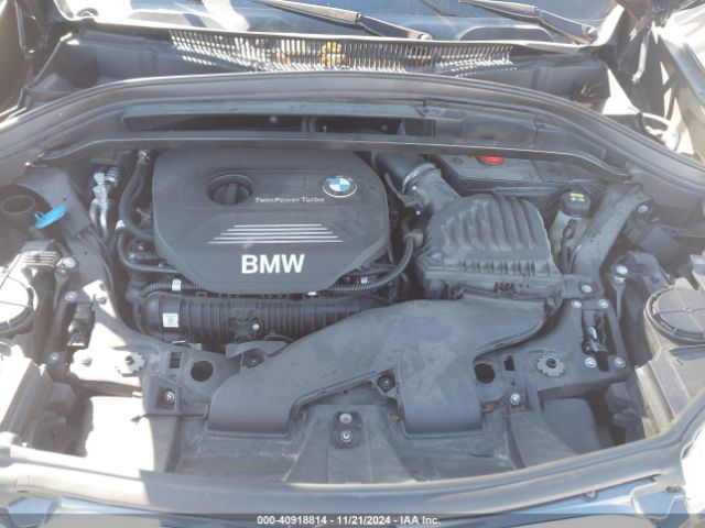 Photo 9 VIN: WBXHU7C39J5H40422 - BMW X1 