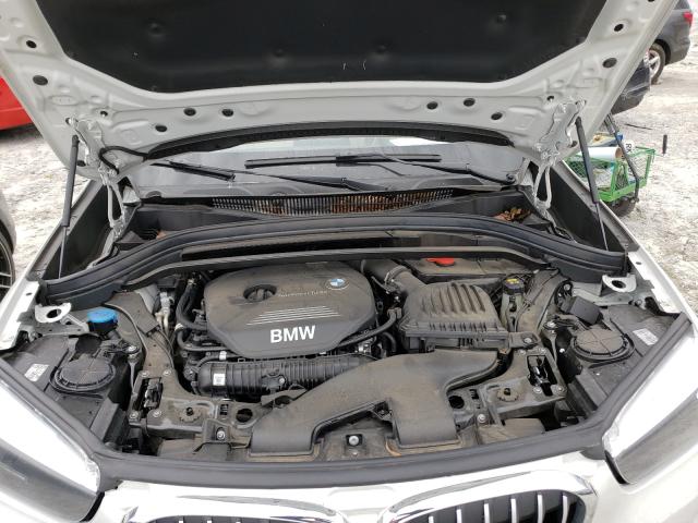 Photo 6 VIN: WBXHU7C39J5H40520 - BMW X1 