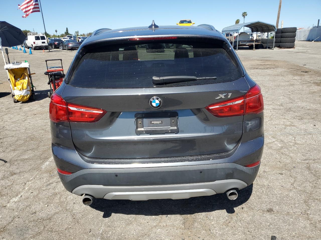 Photo 5 VIN: WBXHU7C39J5H43241 - BMW X1 