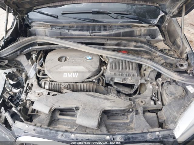 Photo 9 VIN: WBXHU7C39J5H44406 - BMW X1 