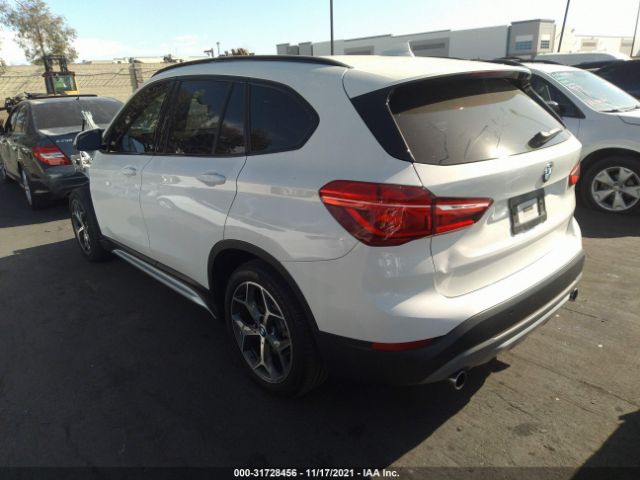 Photo 2 VIN: WBXHU7C3XH5H37720 - BMW X1 