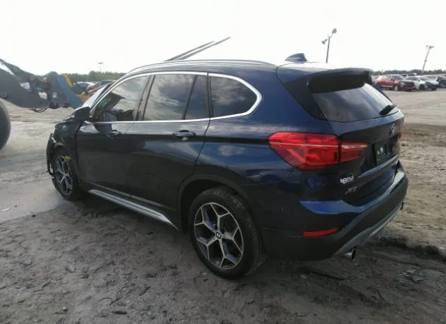 Photo 2 VIN: WBXHU7C3XJ3H42417 - BMW X1 