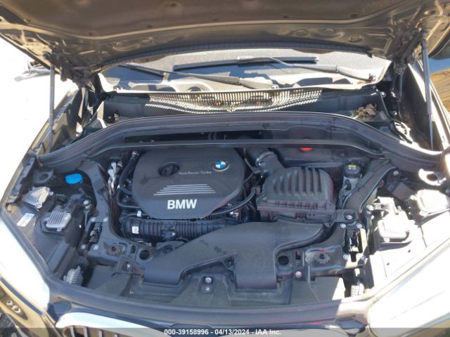 Photo 9 VIN: WBXHU7C3XJ5H43331 - BMW X1 