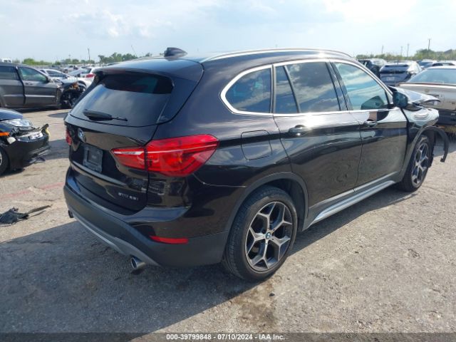 Photo 3 VIN: WBXHU7C51K5L10870 - BMW X1 