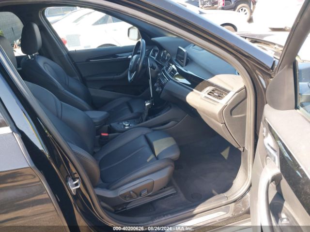 Photo 4 VIN: WBXHU7C52K3H44472 - BMW X1 