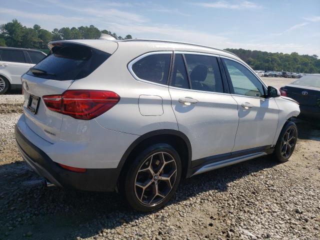 Photo 2 VIN: WBXHU7C52K5N42684 - BMW X1 