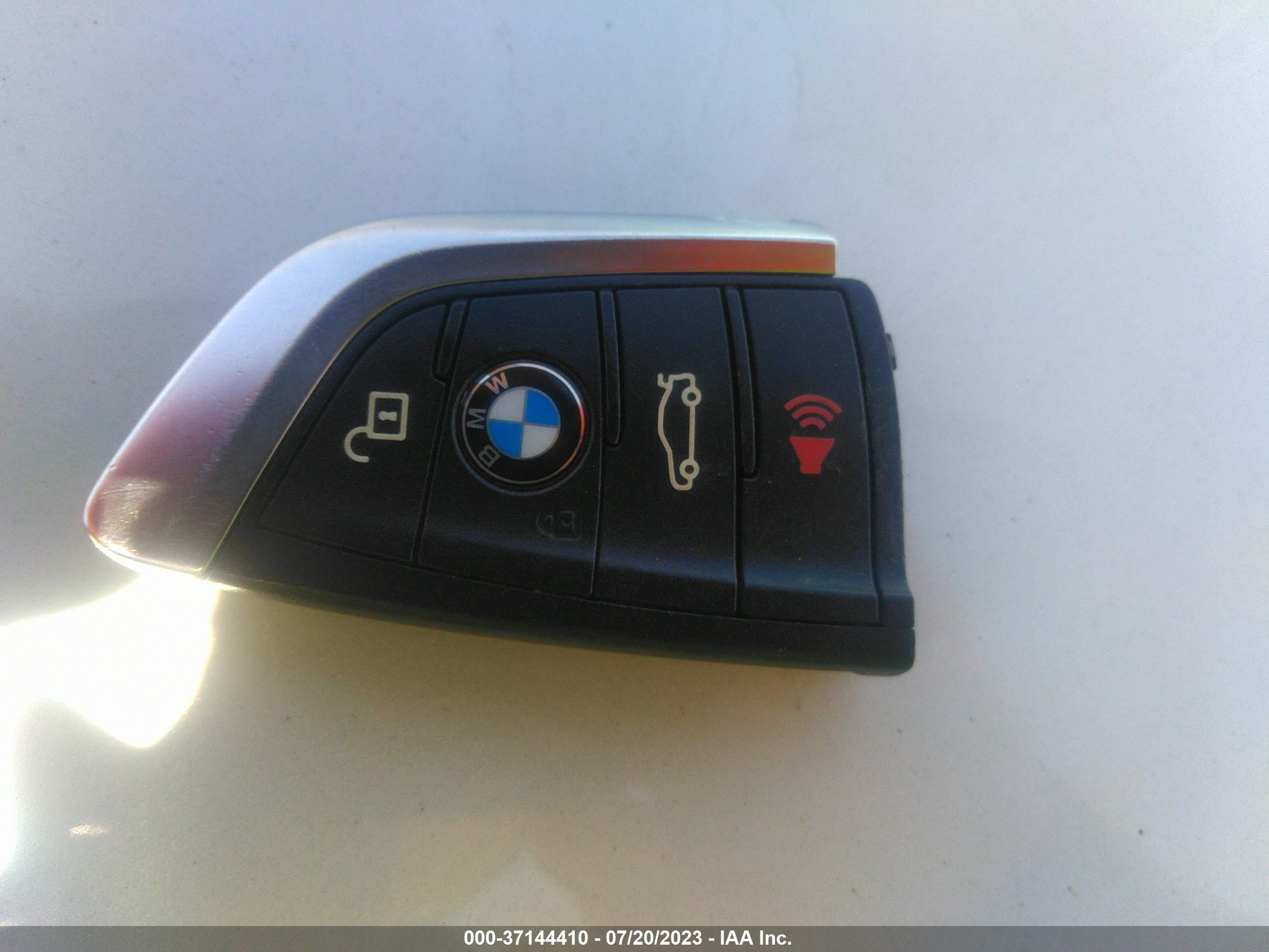 Photo 10 VIN: WBXHU7C54K5L11799 - BMW X1 