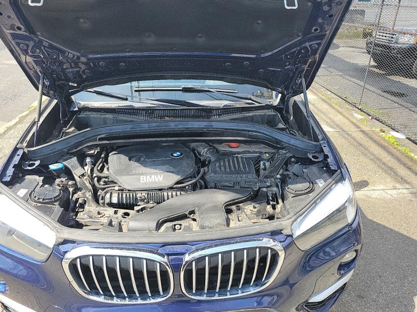 Photo 6 VIN: WBXHU7C57K5L10274 - BMW X1 