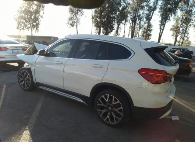 Photo 2 VIN: WBXJG7C00L3L85683 - BMW X1 