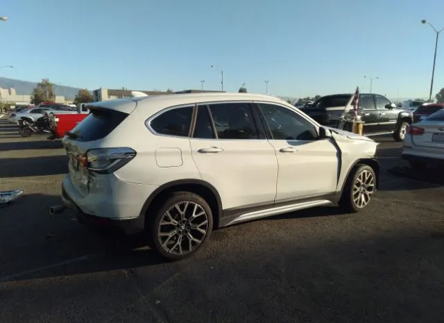 Photo 3 VIN: WBXJG7C00L3L85683 - BMW X1 