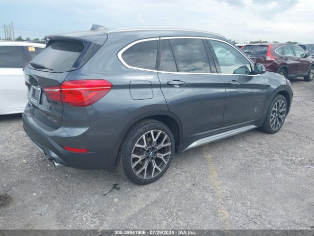 Photo 3 VIN: WBXJG7C01M5S15970 - BMW X1 