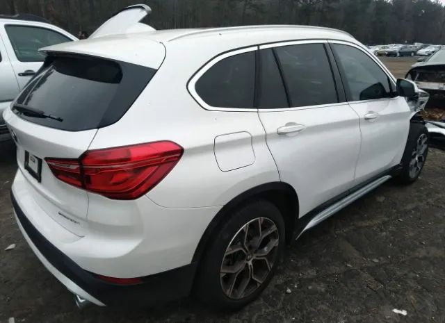 Photo 3 VIN: WBXJG7C01M5U25176 - BMW X1 