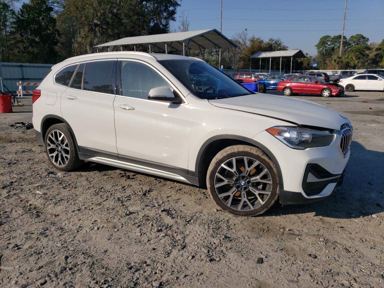 Photo 3 VIN: WBXJG7C02M3M71319 - BMW X1 