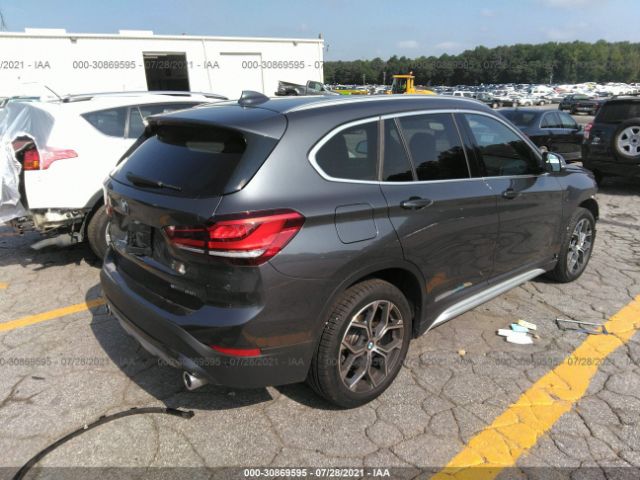 Photo 3 VIN: WBXJG7C03M5S68153 - BMW X1 