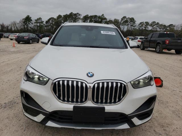 Photo 4 VIN: WBXJG7C03N5V17309 - BMW X1 