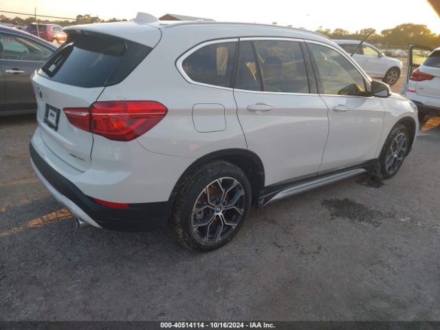 Photo 3 VIN: WBXJG7C04L5P27821 - BMW X1 