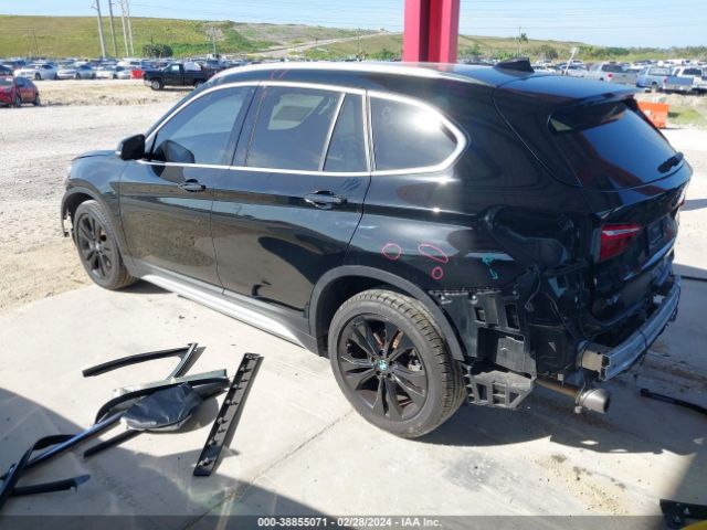 Photo 2 VIN: WBXJG7C04L5R69282 - BMW X1 