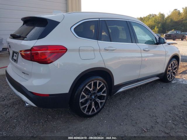 Photo 3 VIN: WBXJG7C04M5C31471 - BMW X1 