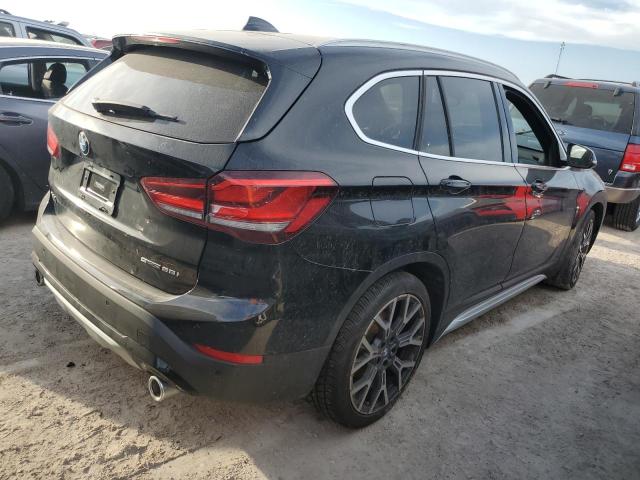 Photo 2 VIN: WBXJG7C04M5S29555 - BMW X1 SDRIVE2 