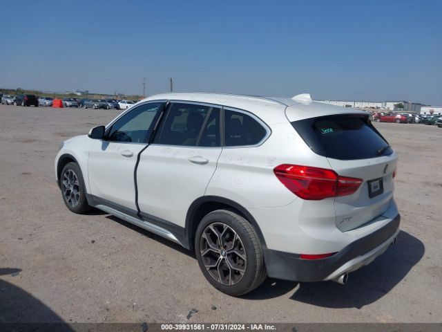 Photo 2 VIN: WBXJG7C04M5T76880 - BMW X1 