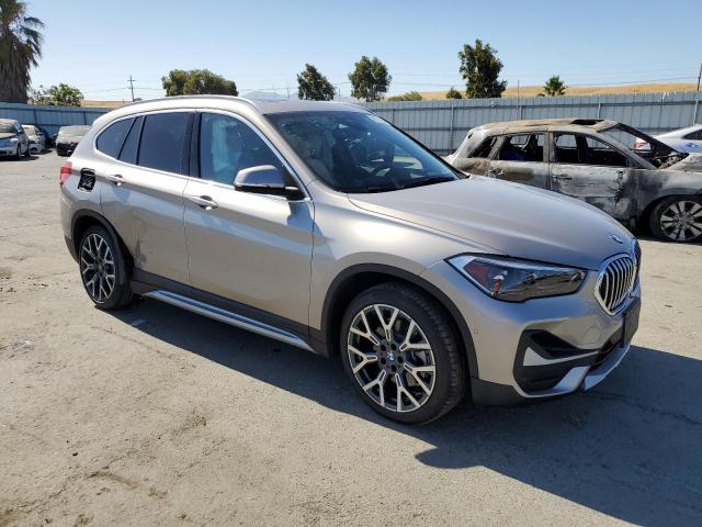 Photo 3 VIN: WBXJG7C04M5T90522 - BMW X1 