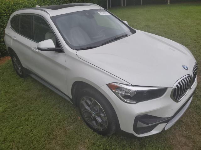 Photo 3 VIN: WBXJG7C06M5T70580 - BMW X1 