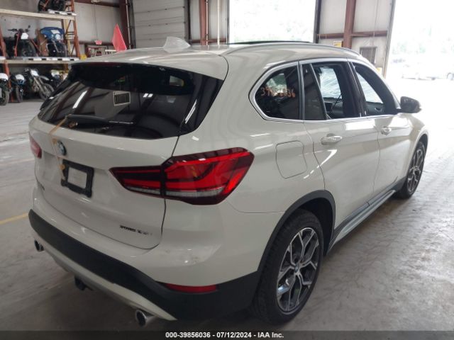 Photo 3 VIN: WBXJG7C07M5T10338 - BMW X1 