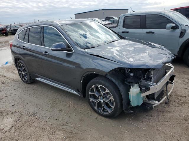 Photo 3 VIN: WBXJG7C08M3M78470 - BMW X1 