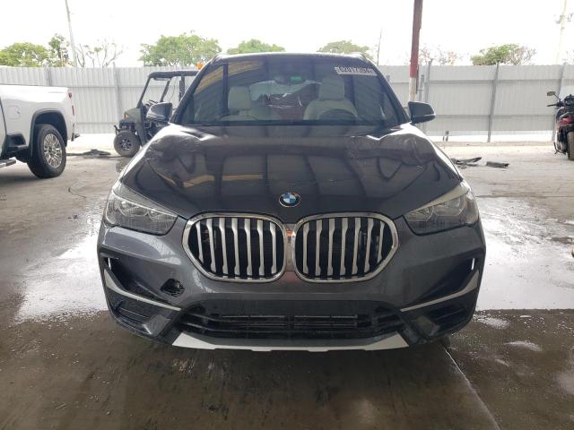 Photo 4 VIN: WBXJG7C08M5S50487 - BMW X1 