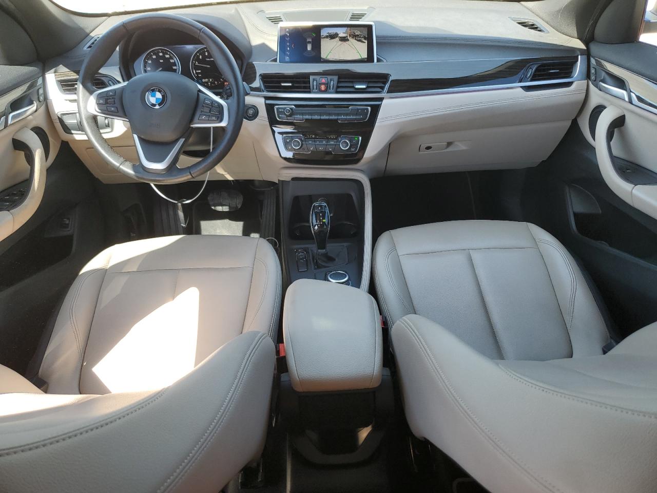 Photo 7 VIN: WBXJG7C0XN5U82784 - BMW X1 