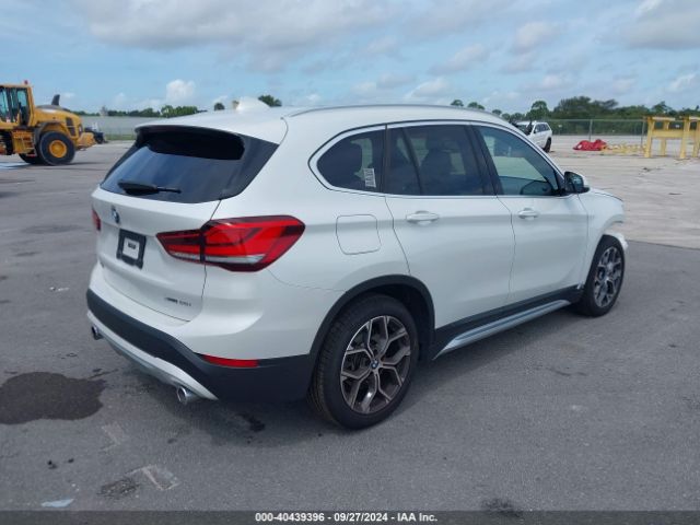 Photo 3 VIN: WBXJG9C00M5T12606 - BMW X1 