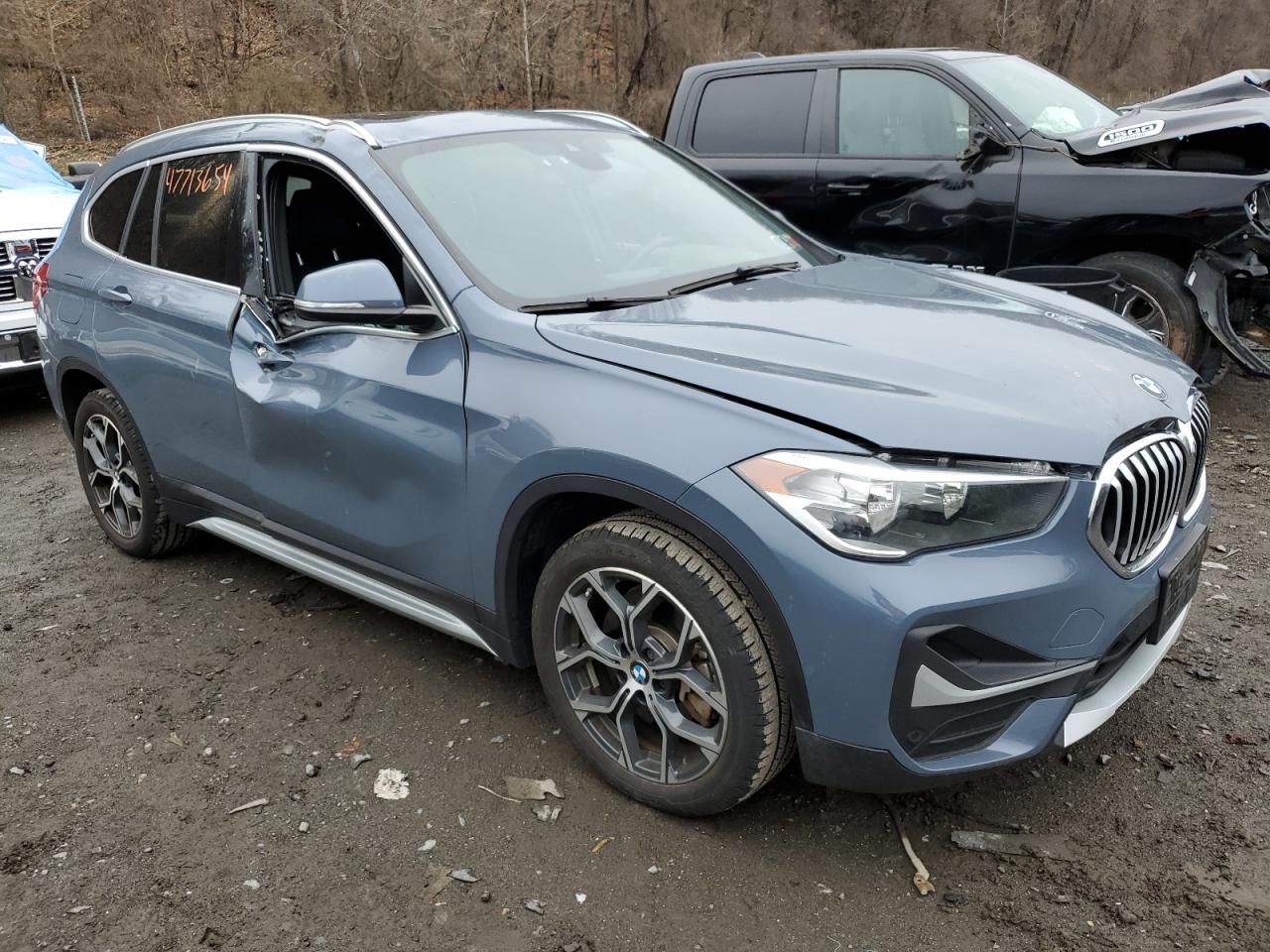 Photo 3 VIN: WBXJG9C00M5U13466 - BMW X1 