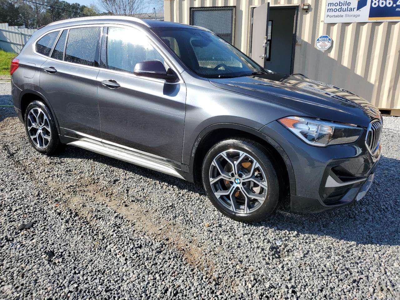 Photo 3 VIN: WBXJG9C00N5V27369 - BMW X1 