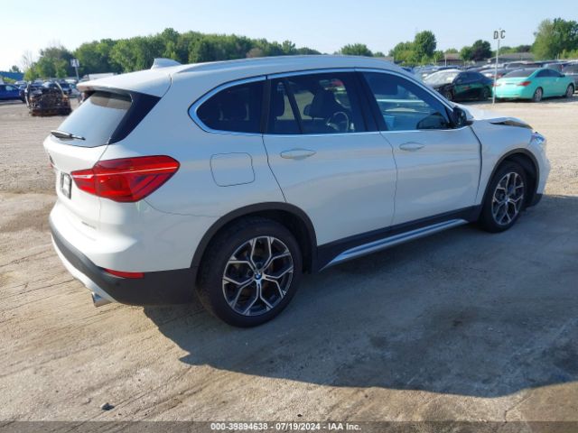 Photo 3 VIN: WBXJG9C01M5U21799 - BMW X1 