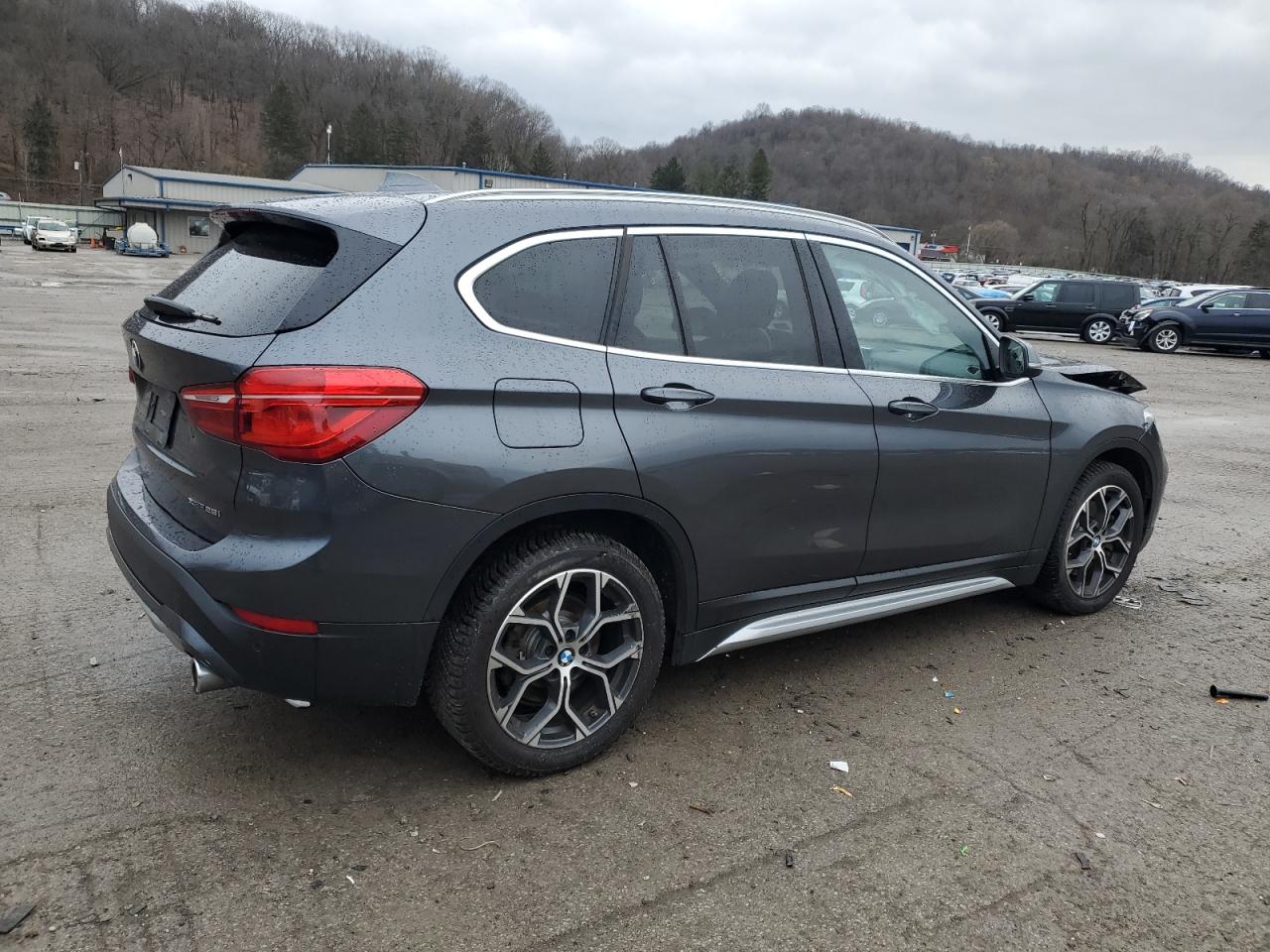 Photo 2 VIN: WBXJG9C03L5P27790 - BMW X1 