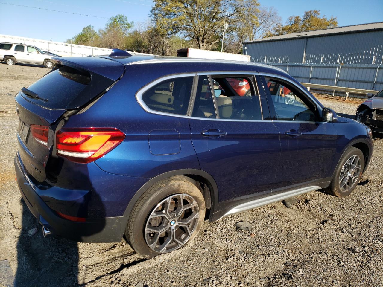 Photo 2 VIN: WBXJG9C04L5R57368 - BMW X1 