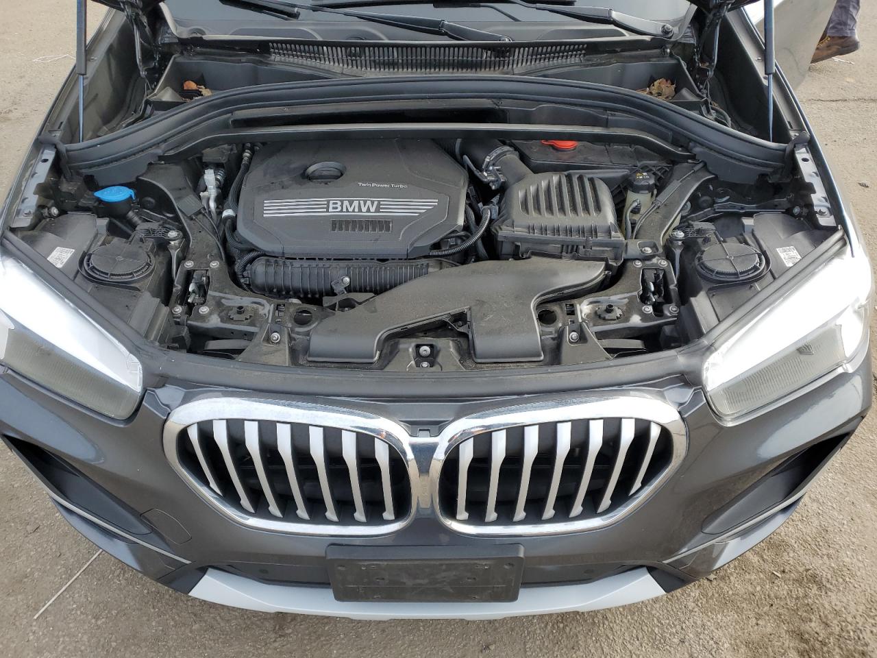 Photo 10 VIN: WBXJG9C04N5V50475 - BMW X1 