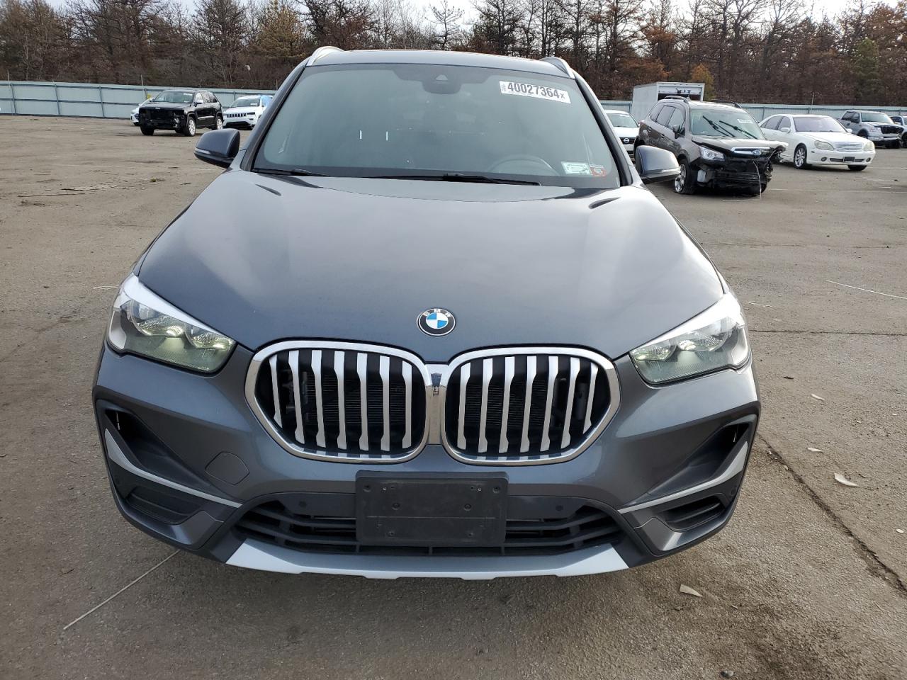 Photo 4 VIN: WBXJG9C04N5V50475 - BMW X1 