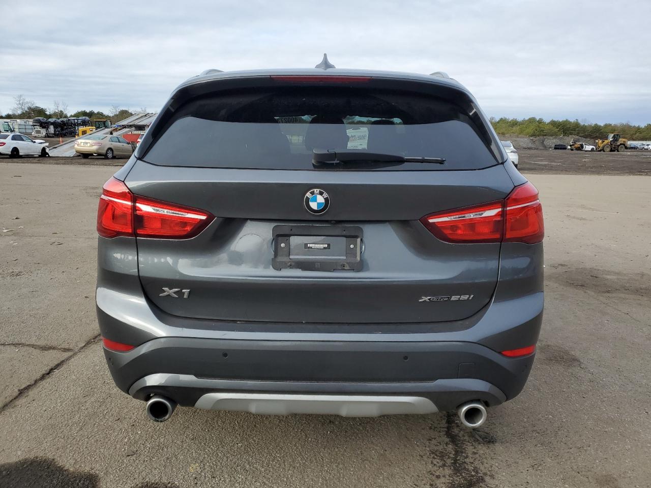 Photo 5 VIN: WBXJG9C04N5V50475 - BMW X1 