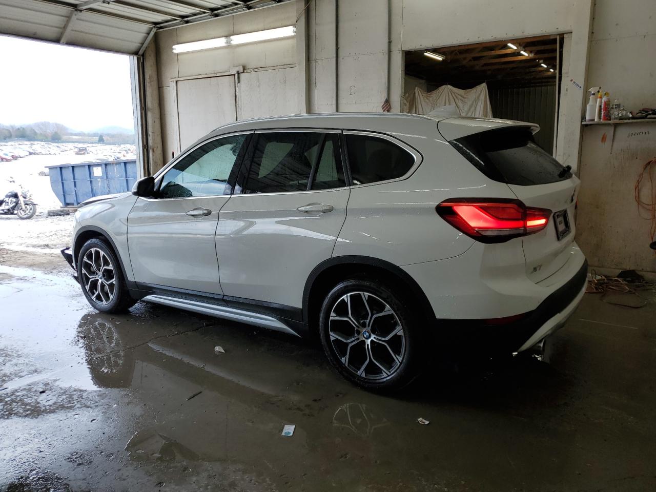 Photo 1 VIN: WBXJG9C05L5P40346 - BMW X1 