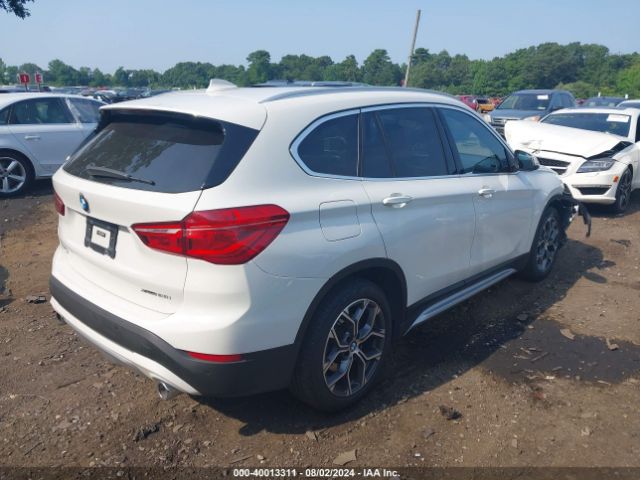 Photo 3 VIN: WBXJG9C05L5P84377 - BMW X1 