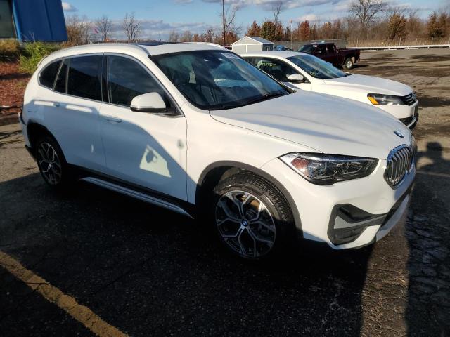 Photo 3 VIN: WBXJG9C05M5S92448 - BMW X1 XDRIVE2 